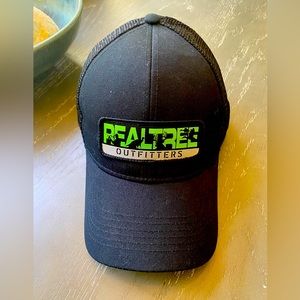 Black Realtree adjustable hat